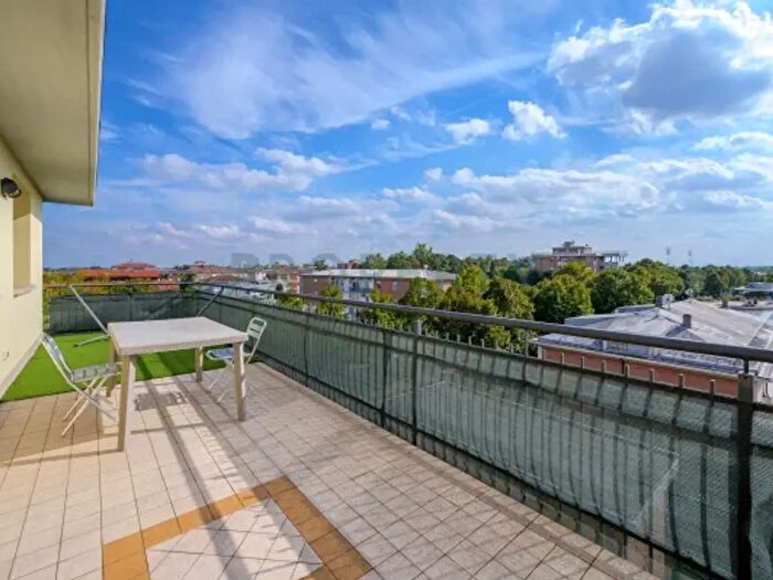 Appartamento trilocale in vendita in Via Ludovico Antonio Muratori, Carpi