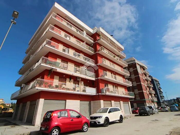 Appartamento quadrilocale in vendita in Via Tiburtina Valeria, Pescara