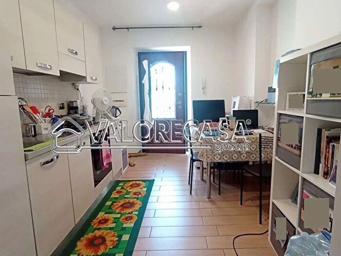 Appartamento bilocale in vendita in Via Fontana Candida, Roma