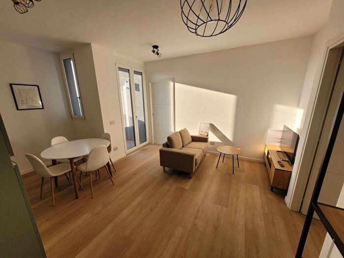 Appartamento bilocale in affitto in Via Cascina Belcasule, Vigentino Fatima, Milano