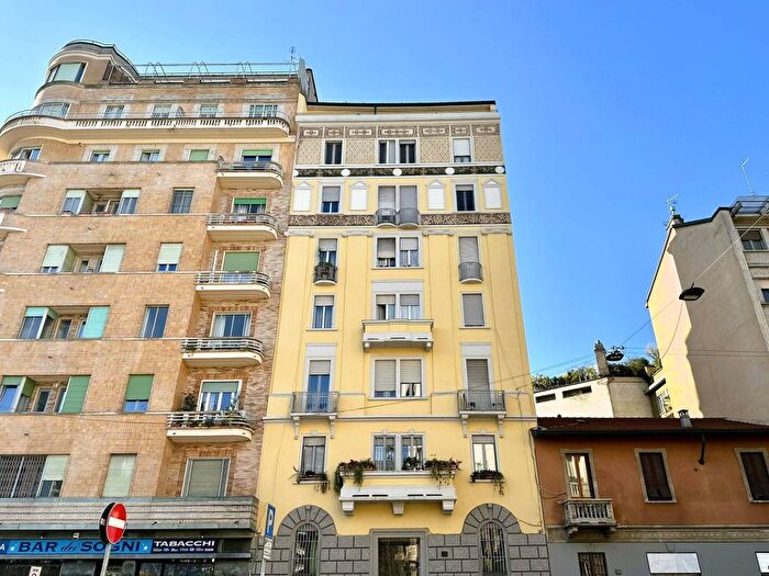 Appartamento trilocale in affitto in Via Renato Fucini, Città Studi, Milano