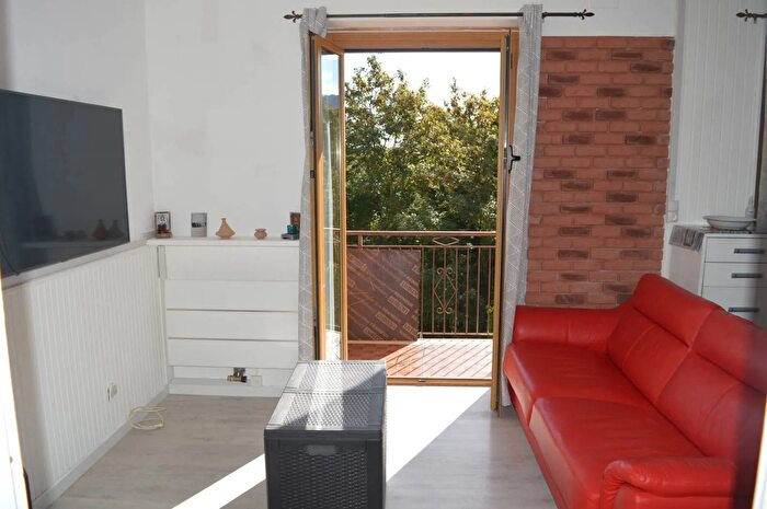 Appartamento bilocale in vendita in Viale Pianfei Roburent, Roburent