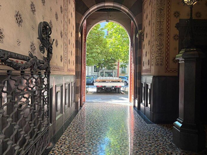 Appartamento quadrilocale in affitto in Via Ruggiero Settimo, Washington, Milano