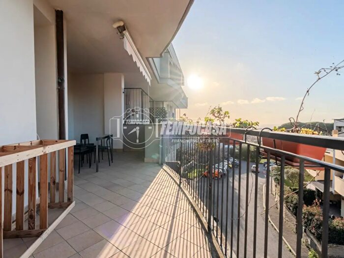 Appartamento quadrilocale in vendita in Via Santa Maria in Gradi, Viterbo