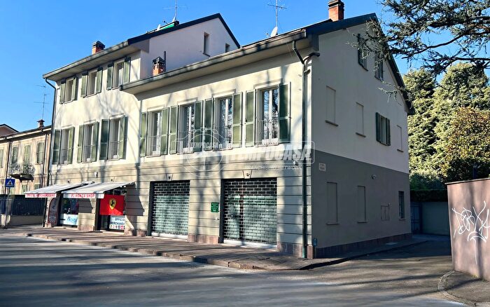 Casa con 5 locali in vendita in Via Ambrogio Villa, Vedano Al Lambro