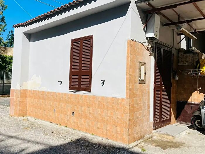 Appartamento bilocale in vendita in Via Nino Bixio, Napoli