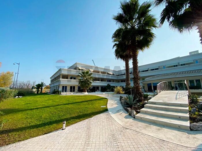 Appartamento bilocale in vendita in Via Agello, Desenzano Del Garda