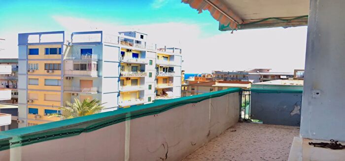 Appartamento quadrilocale in vendita in Via Filisto Siracusa, Siracusa