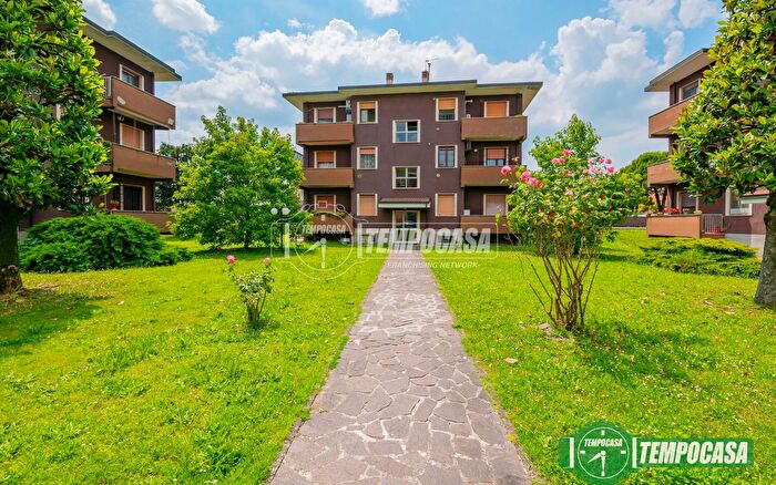 Appartamento trilocale in vendita in Via Don Bosco, Casalmaiocco