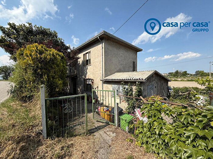 Casa quadrilocale in vendita in Adria Via Bovina, Adria