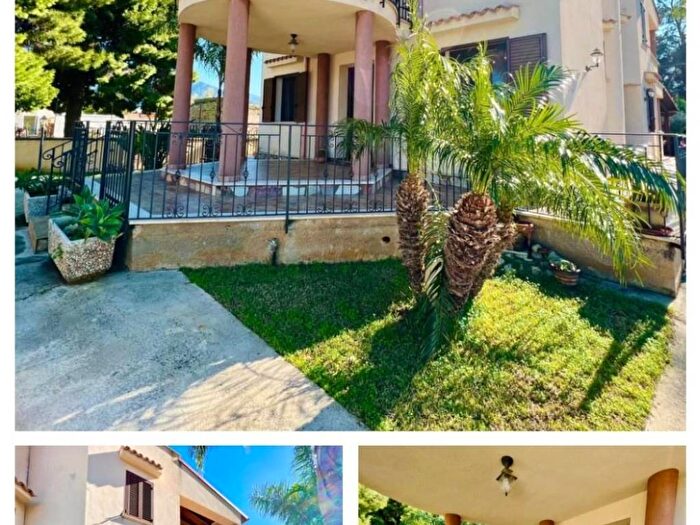 Casa quadrilocale in affitto in Via Capri, Villagrazia di Carini, Carini