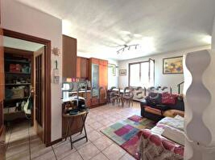 Casa trilocale in vendita in Via Aldo Moro, Sommacampagna