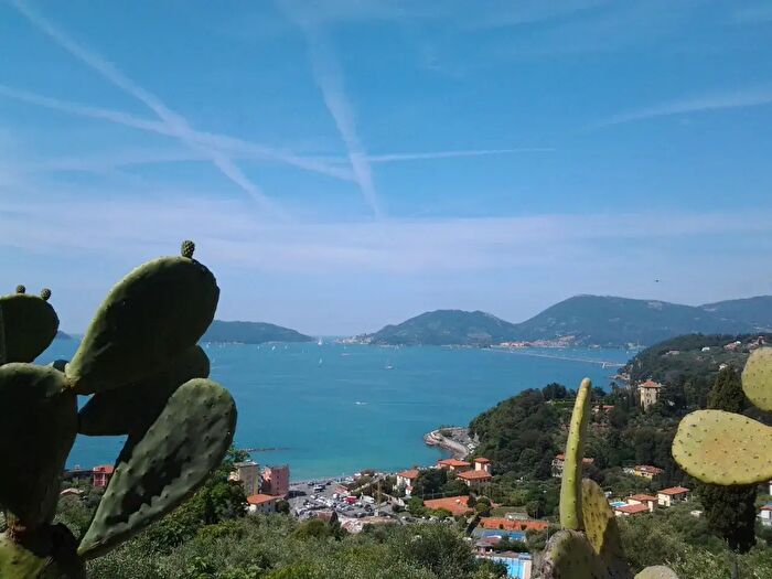 Appartamento bilocale in vendita in Lerici