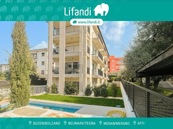 Appartamento trilocale in vendita in Località Crosetta, Torri Del Benaco