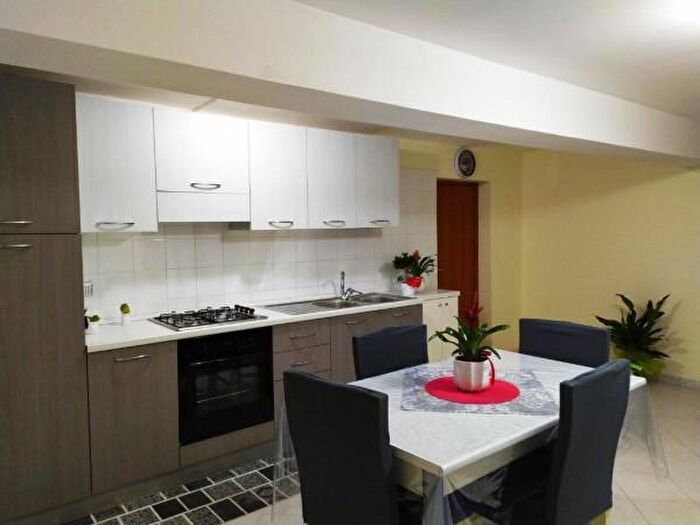 Appartamento trilocale in affitto in Strada Statale, Pompei