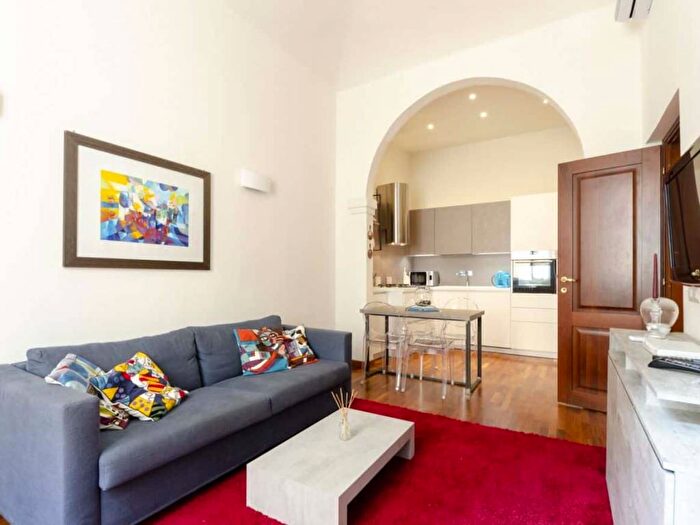 Appartamento trilocale in affitto in Via Giuseppe Mazzini, Centro Storico, Rapallo