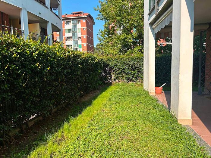 Appartamento trilocale in affitto in Via Avancinio Avancini, Chiesa Rossa, Milano