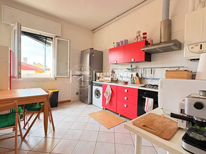 Appartamento trilocale in vendita in Bologna