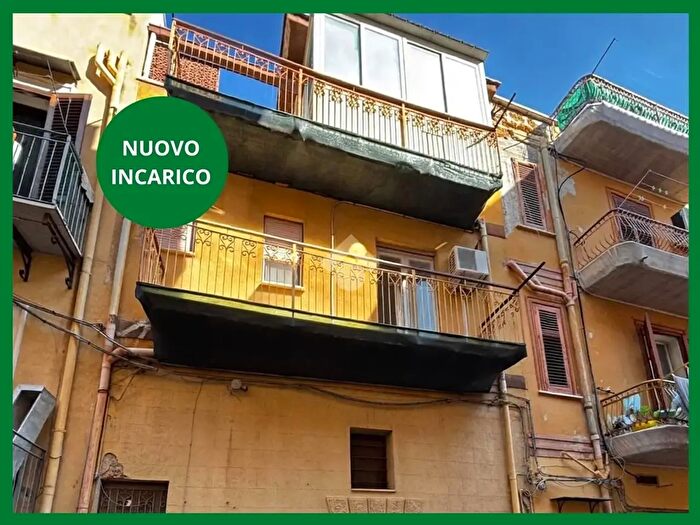 Appartamento trilocale in vendita in Via Anzelmo, Bagheria