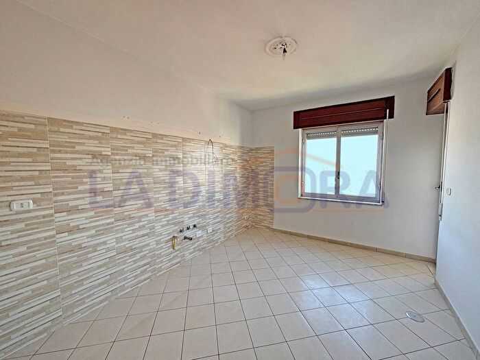 Appartamento quadrilocale in affitto in Via Nino Bixio, Aversa