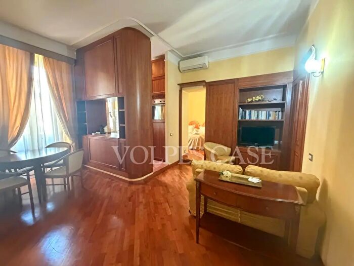 Appartamento bilocale in affitto in Via Appia Nuova, Roma