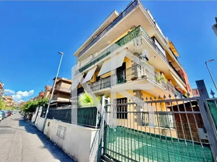Appartamento bilocale in vendita in Via Attavante degli Attavanti, Roma