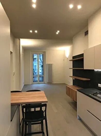 Appartamento trilocale in affitto in Corso Sempione, Milano