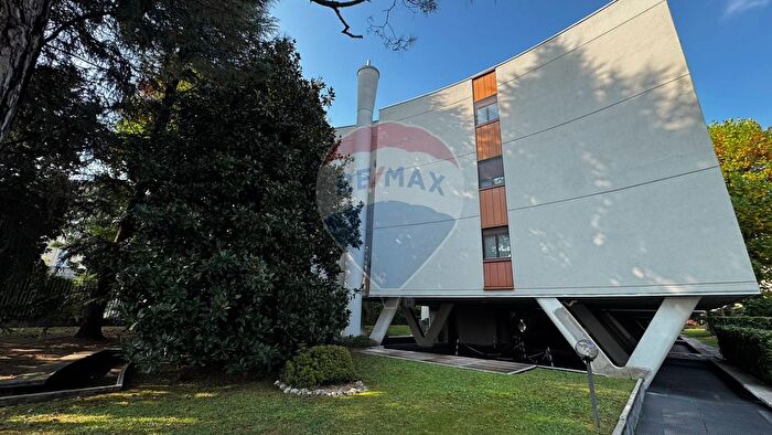 Appartamento quadrilocale in vendita in Via XX Settembre, Busto Arsizio