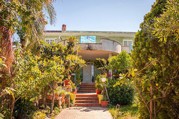 Casa con 5 locali in vendita in Strada Comunale Chiesazza Sperone, Altavilla Milicia