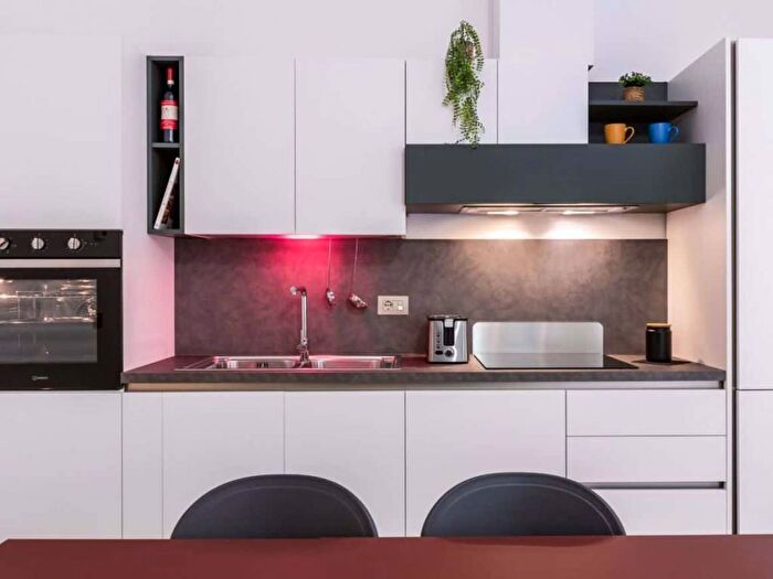 Appartamento bilocale in affitto in Via Cavour, Colle Oppio, Roma