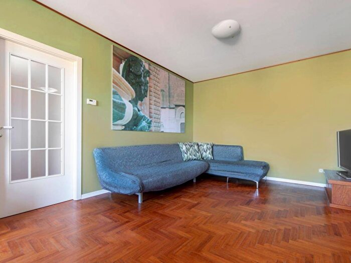 Appartamento trilocale in affitto in Via Battindarno, Saffi, Bologna