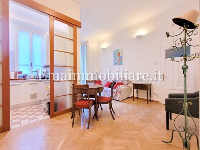 Appartamento trilocale in affitto in Via Luigi Vanvitelli, Città Studi, Milano