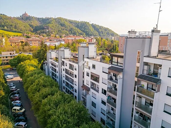 Appartamento quadrilocale in vendita in Via Errico Malatesta, Bologna
