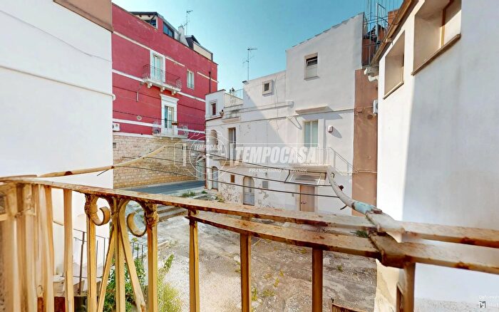 Casa trilocale in vendita in Via Montevergine, Rutigliano