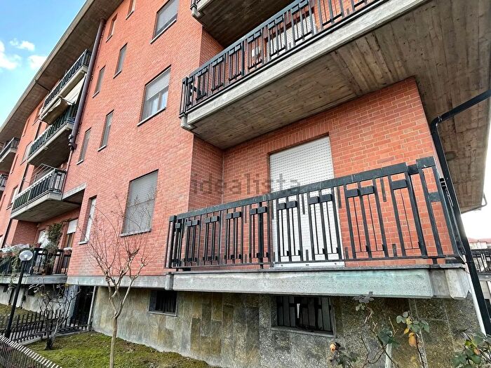Appartamento con 5 locali in vendita in Santo Stefano Belbo