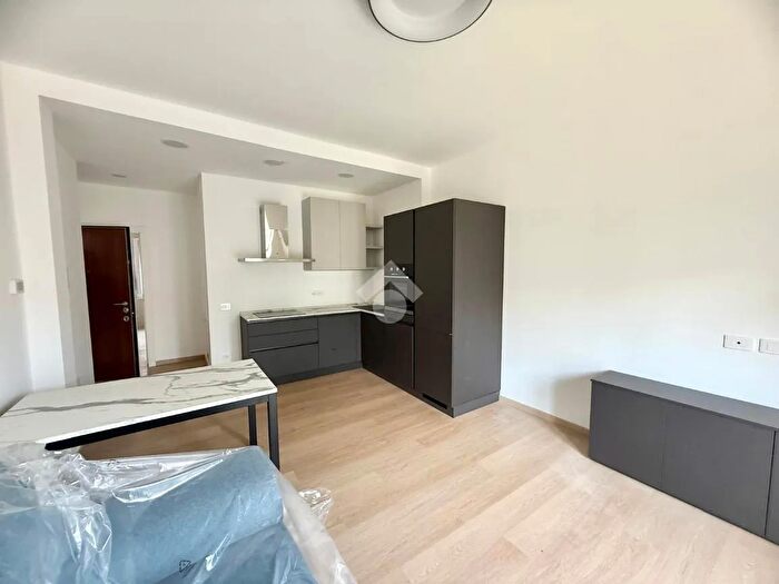 Appartamento bilocale in affitto in Via Sottocorno, Cinisello Balsamo