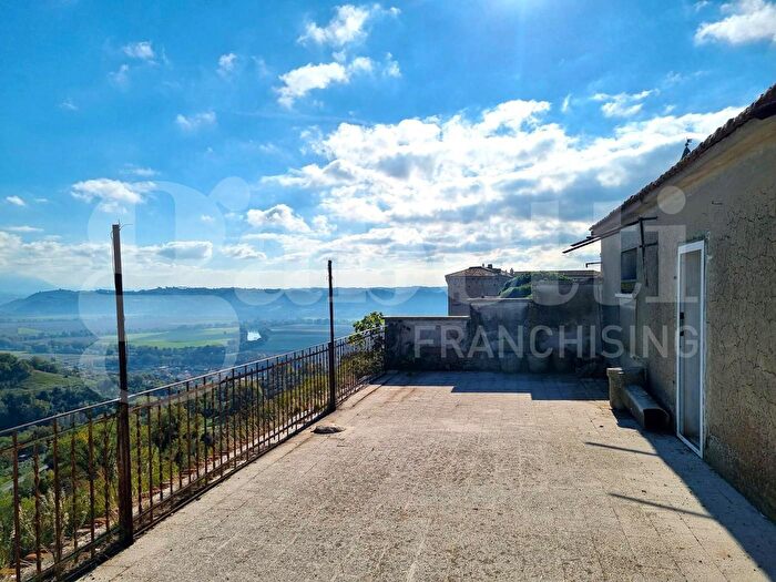 Appartamento in vendita in Via Cavour, Stimigliano