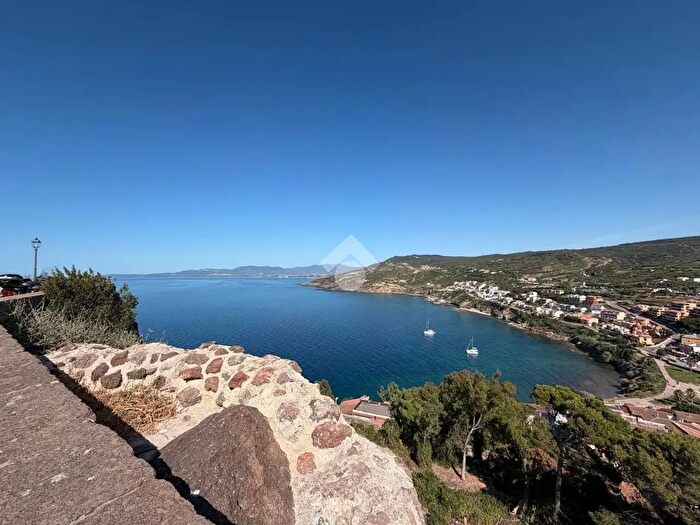 Appartamento quadrilocale in vendita in Via La Marmora, Castelsardo
