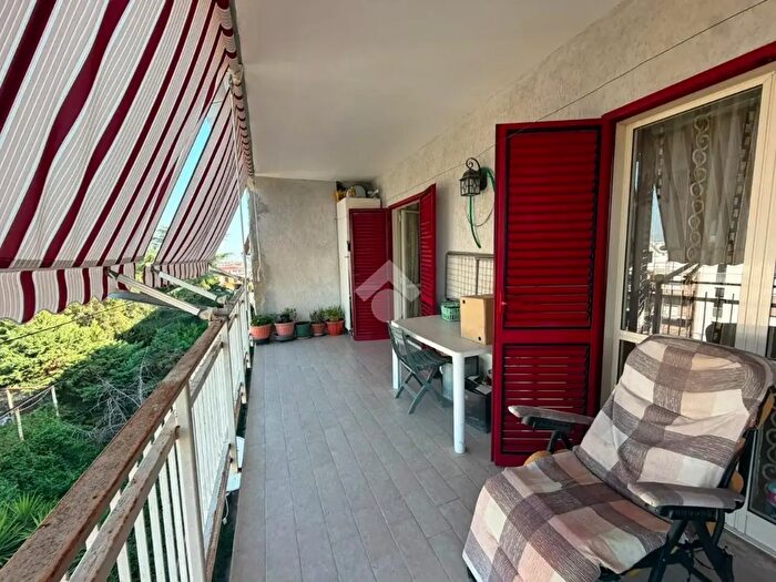 Appartamento quadrilocale in vendita in Via Meucci, Grumo Nevano