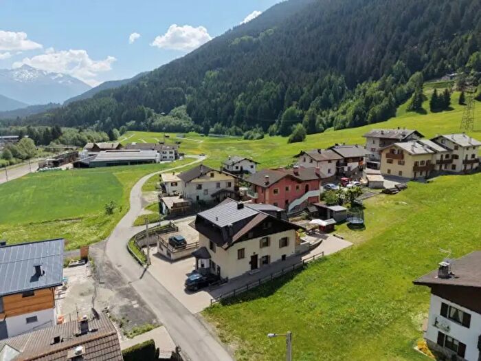 Appartamento trilocale in vendita in Via dei Prati a, Valdidentro