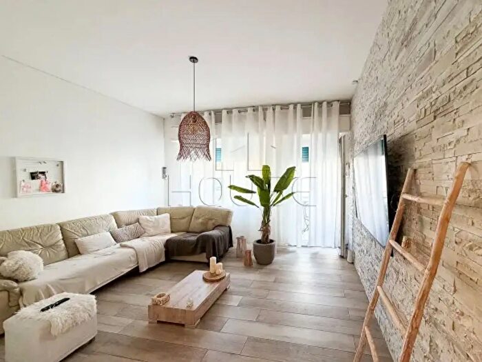 Appartamento trilocale in vendita in Via Dante Alighieri, Citta' Di Castello