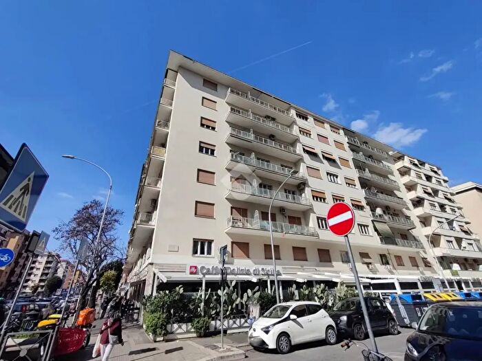 Appartamento monolocale in vendita in Via Statilio Ottato, Roma
