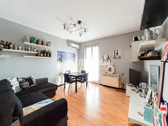 Appartamento trilocale in vendita in Via Panzeri, Bulciago