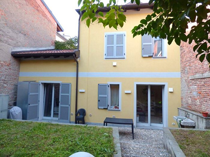 Appartamento trilocale in affitto in Umberto I Garibaldi, Seregno