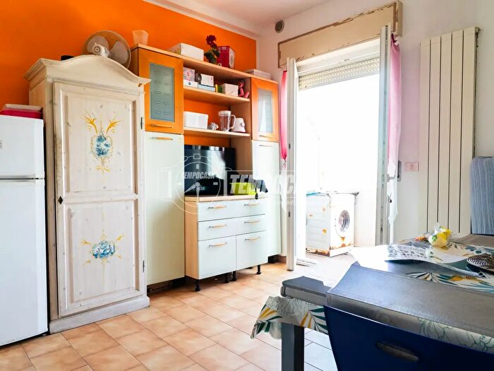 Appartamento trilocale in vendita in Viale Romagna, Fano