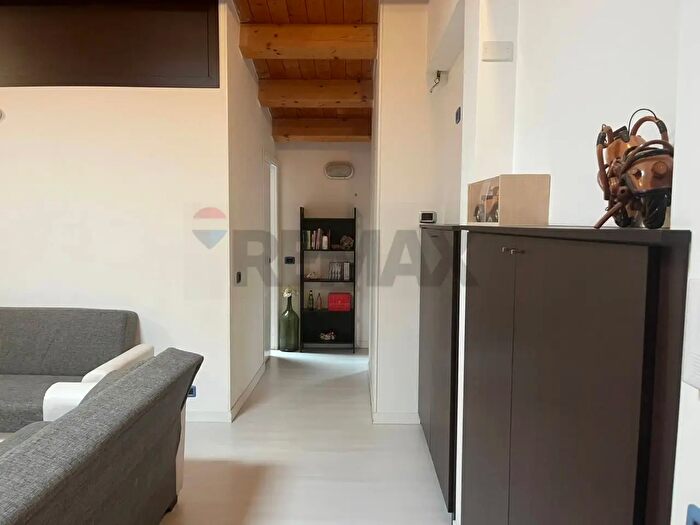 Appartamento quadrilocale in affitto in Via Burgio, Caltagirone