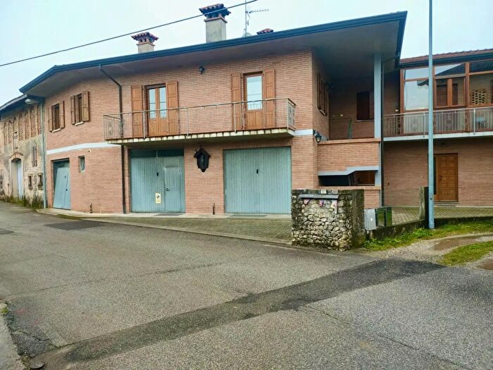 Appartamento con 7 locali in vendita in Spilimbergo