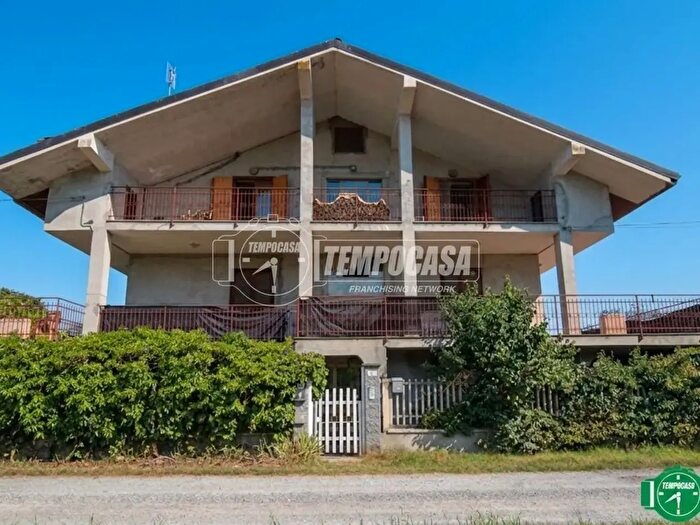 Appartamento bilocale in vendita in Strada del Valentino, Bosconero