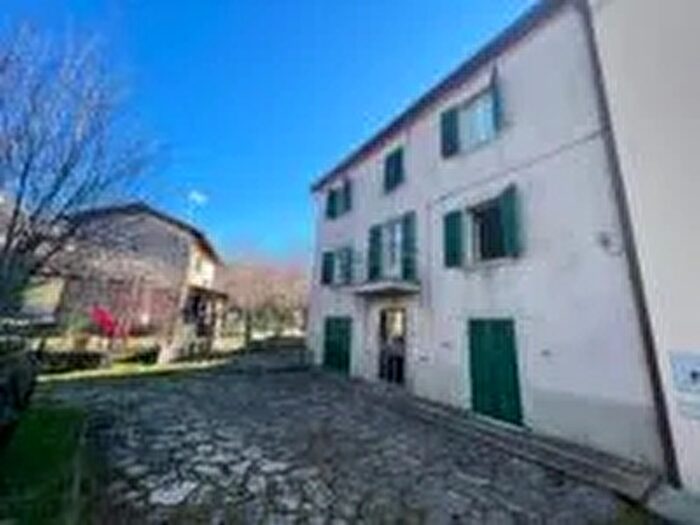 Casa bilocale in vendita in Santa Fiora