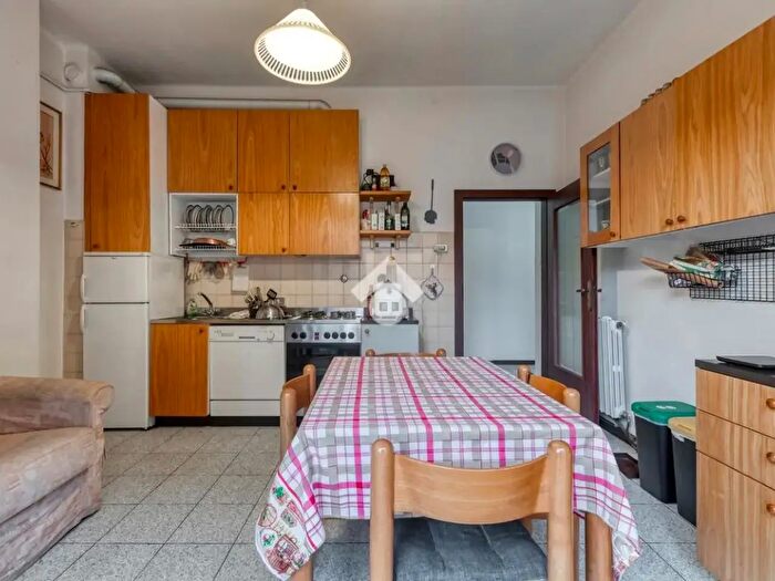 Appartamento quadrilocale in vendita in Via del Porto, Bologna